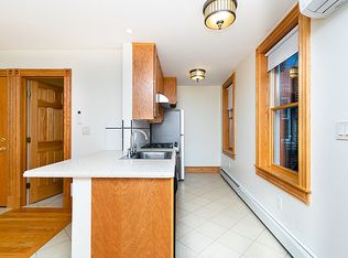 25 Phillips St #I7, Boston, MA 02114