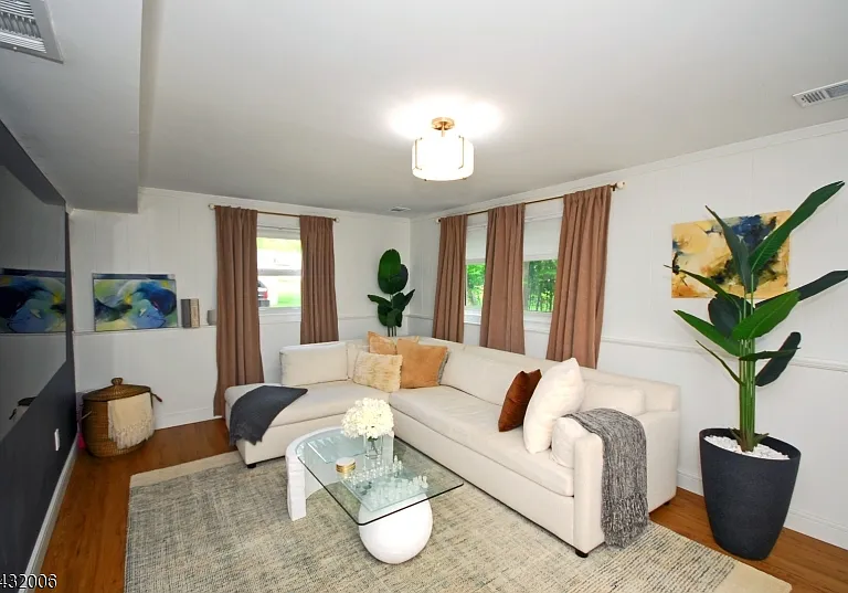 830 E Meadow Dr — Photo 26