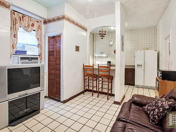 5th image of 234 W 106th St #1H