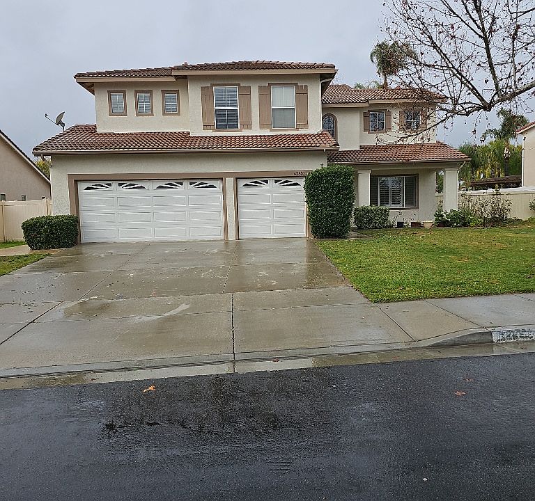 Front Yard_Exterior_1 (39)_02092024