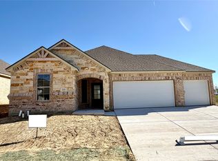 222 Cheyenne Trl, Alvarado, TX 76009