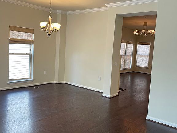 4th image of 144 Copley Cir #23-B