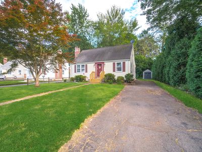 42 Wheeler Road, Wethersfield, CT, 06109