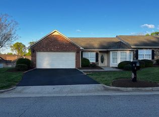 123 Charles Towne Dr, Danville, VA 24541