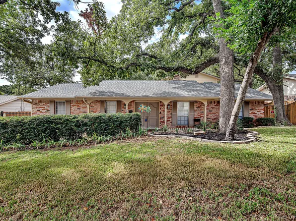 7540 Madeira Dr, Fort Worth, TX 76112