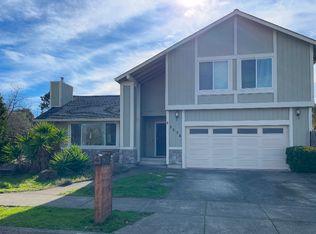 2226 Pimlico Way, Santa Rosa, CA 95401