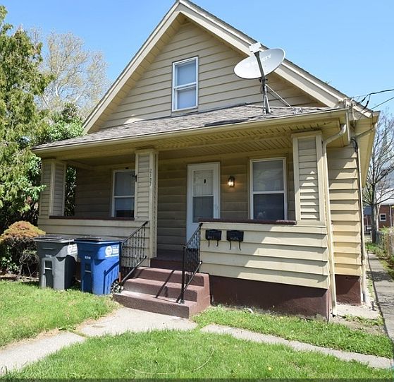 1st image of 2137 Consaul St