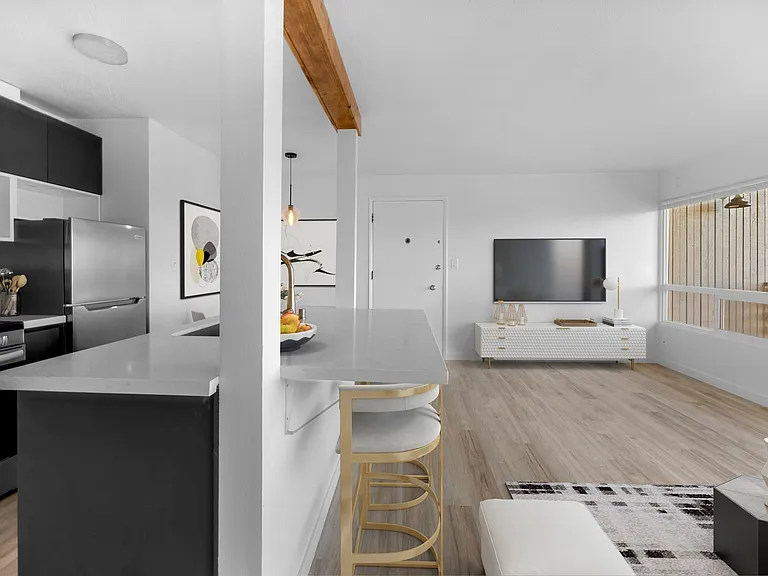 Tara Apartments — Photo 11