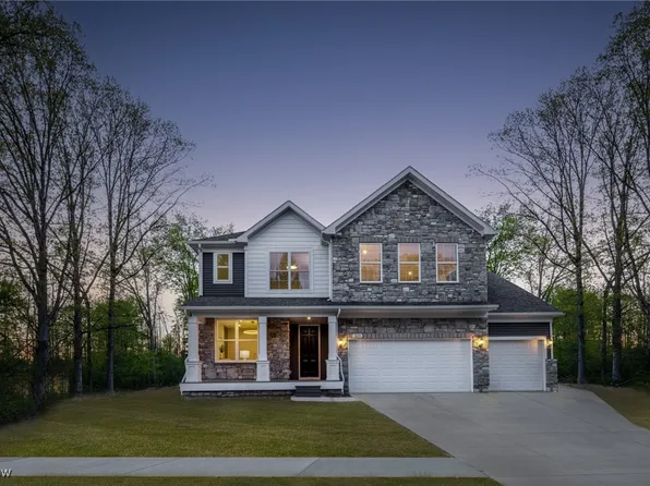 3693 Summerfield Ln, Richfield, OH 44286