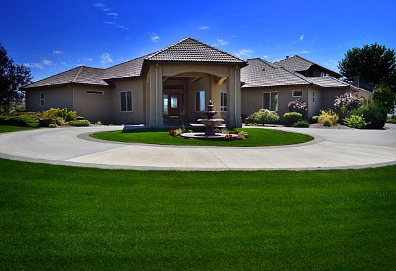2nd image of 186 Vinehill Dr