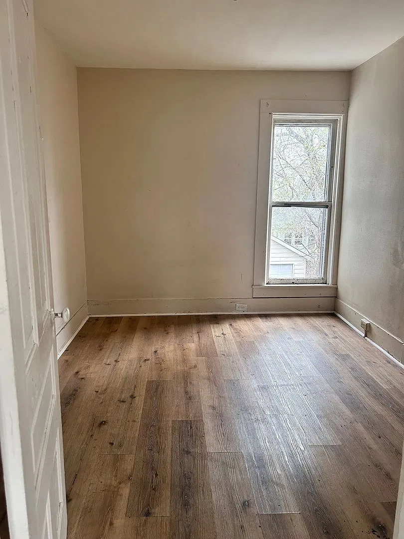 742 N Eddy St — Photo 3