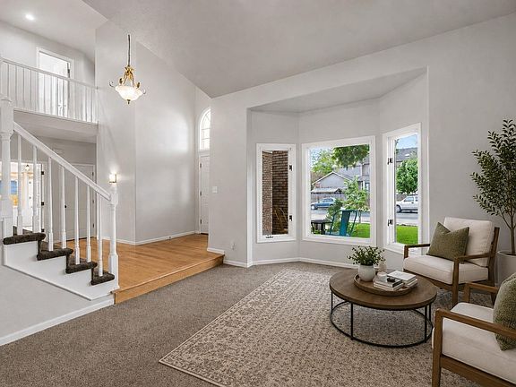 2nd image of 2824 Antelope Rd