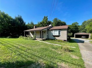 1770 Brodhead Rd, Coraopolis, PA 15108