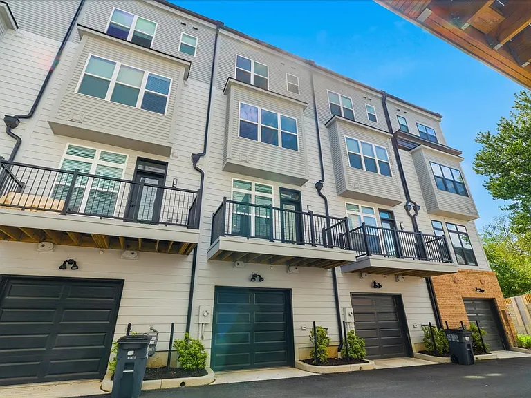 2018 Tysons Ridgeline Rd — Photo 31