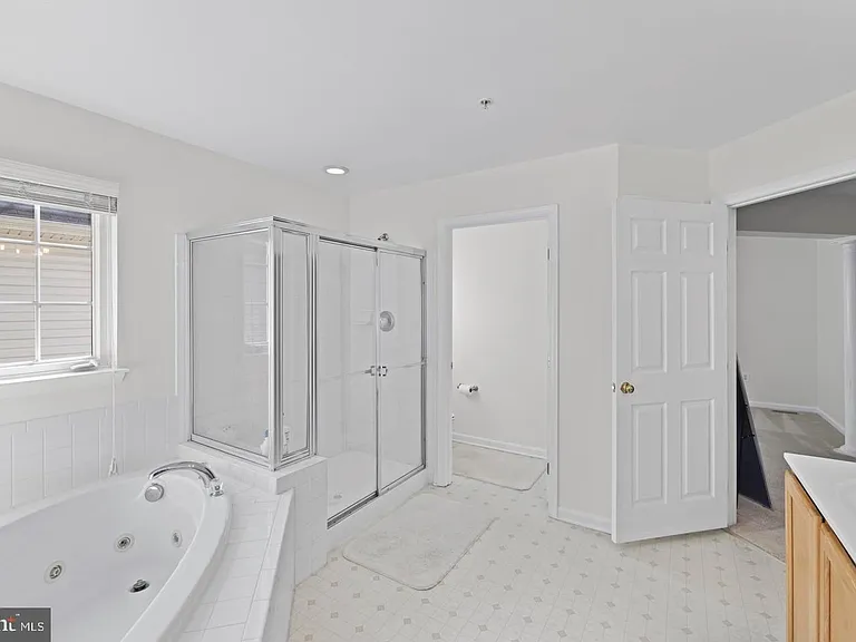 8008 Dorado Ter — Photo 34