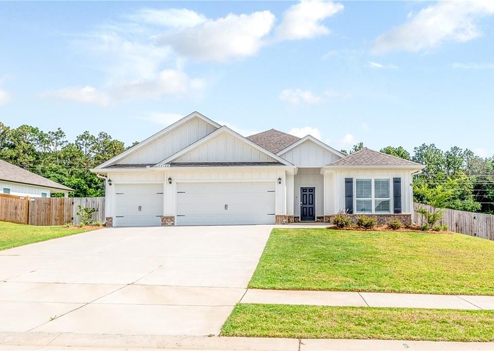 1st image of 22146 Sutherland Cir