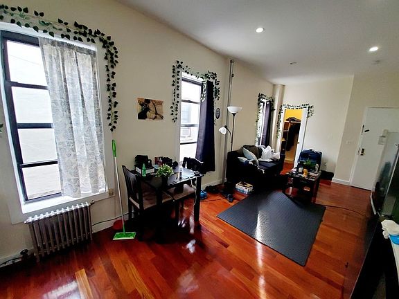 4th image of 881 5th Ave #4/12
