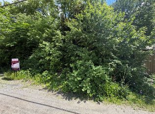 56 Thomas St N, Arnprior, ON K7S 2H6