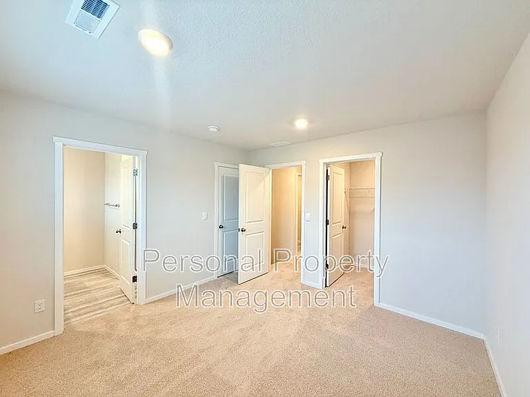 10616 NE 120th Pl — Photo 10
