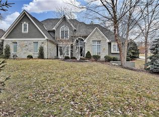 14045 Aberdeen St, Leawood, KS 66224