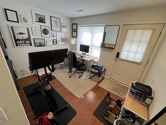 2nd image of 3255 N Bay Ct
