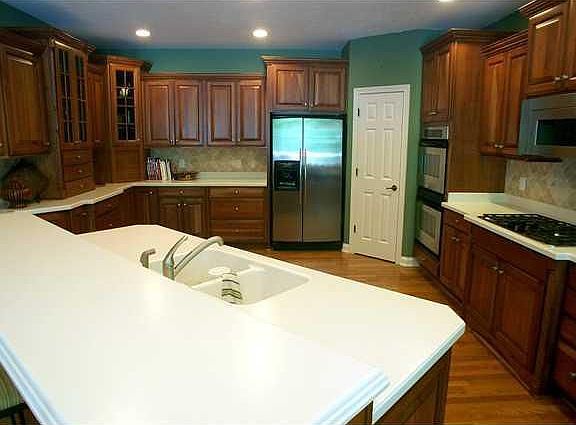 5th image of 4676 Saint Johns Cir