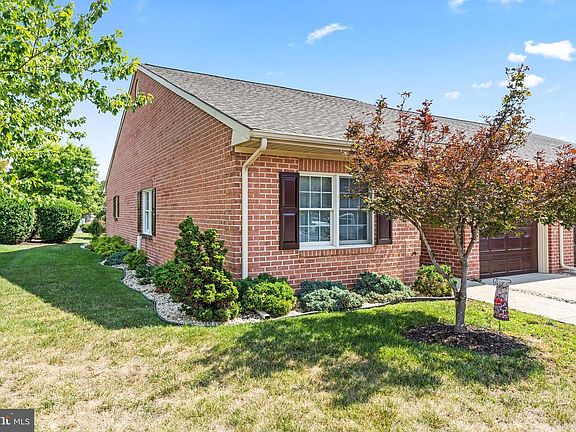3rd image of 168 Sunbrook Ln #153