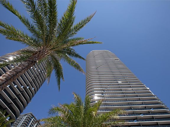 5th image of 801 S Miami Ave #15