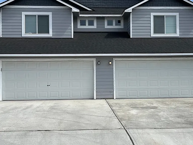 5012 N Bannen Rd — Photo 2