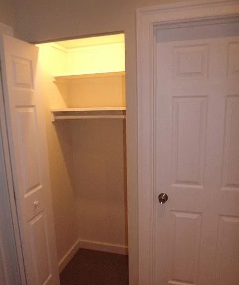 324 N 52nd St #2 — Photo 15