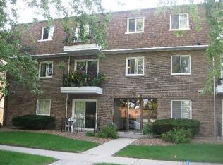 10720 Kilpatrick Ave APT 104, Oak Lawn, IL 60453