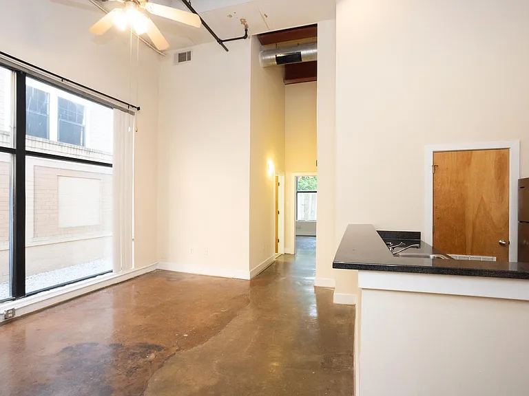 Cornish Brewery Apartment Homes — Photo 93