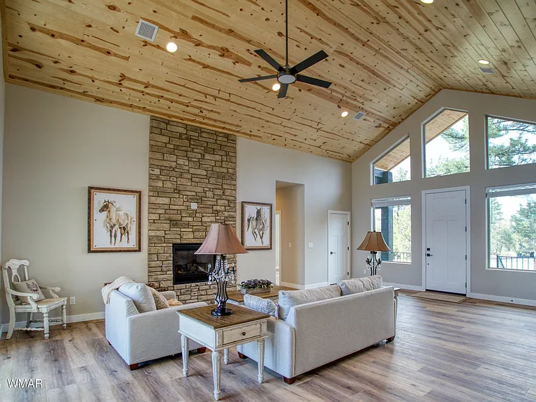 2141 W Whispering Springs Rd — Photo 23