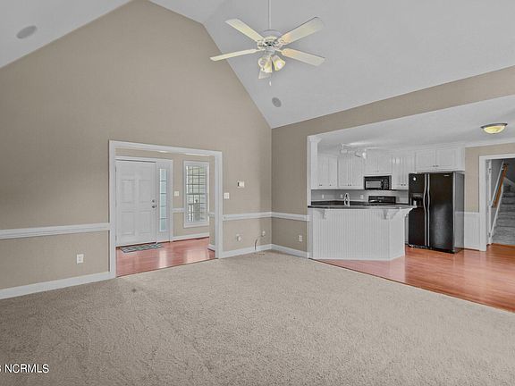 5th image of 2608 Chardon Court