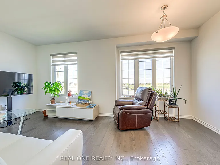 1413 William Halton Pkwy W — Photo 15