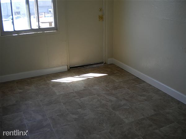 1st image of 254 Ash Ave