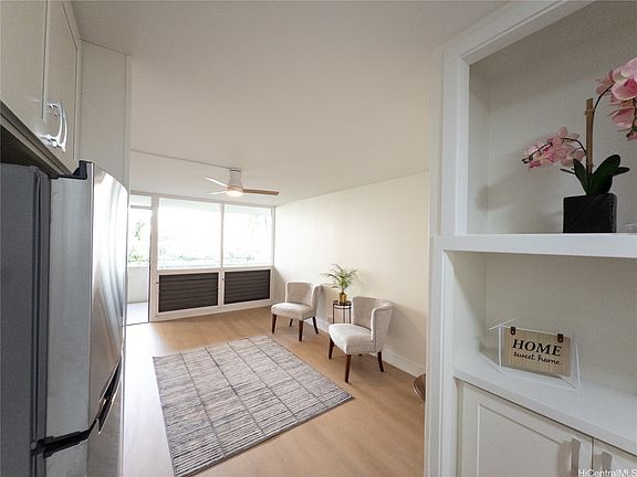 3rd image of 425 Ena Rd APT 607C