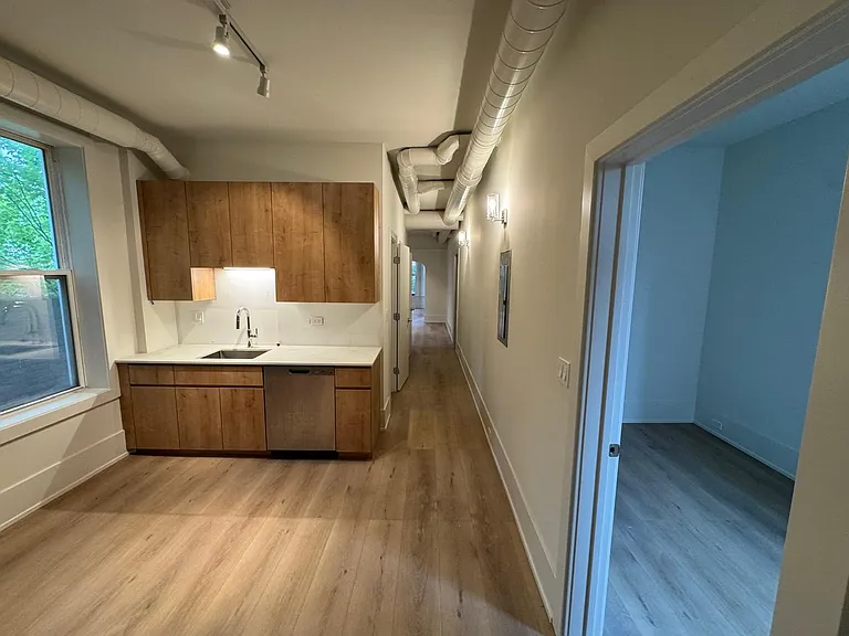 1430 W Ohio St #3F — Photo 12