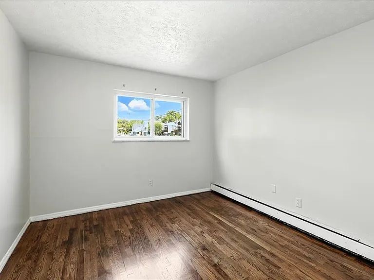 2145 Harrison Ave #6 — Photo 16