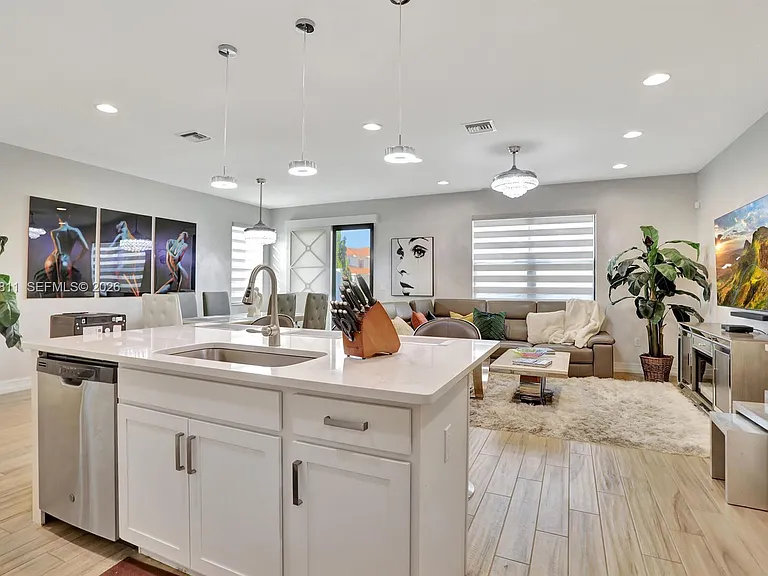 9517 Glider Way — Photo 7