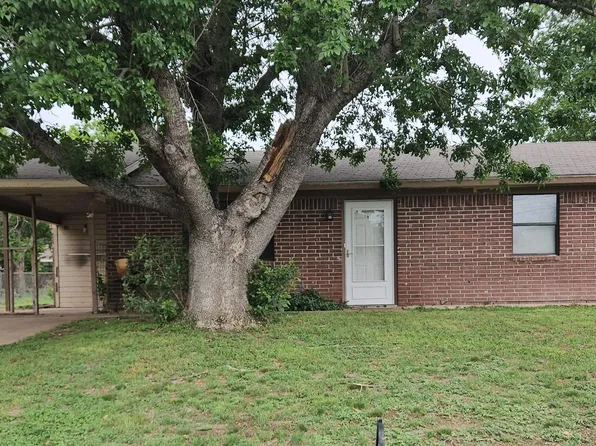 709 N Rhomberg Street, Burnet, TX 78611