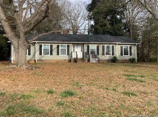 1469 E Marion St, Shelby, NC 28150