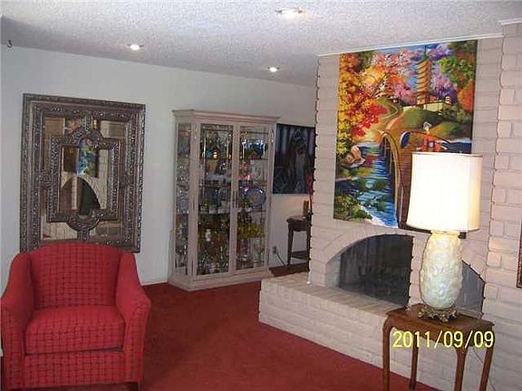 3rd image of 500 Thunderbird St #115