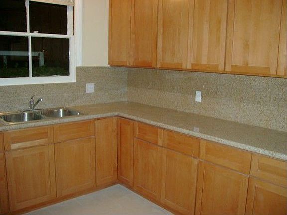 Kitchen - Granite Countertops