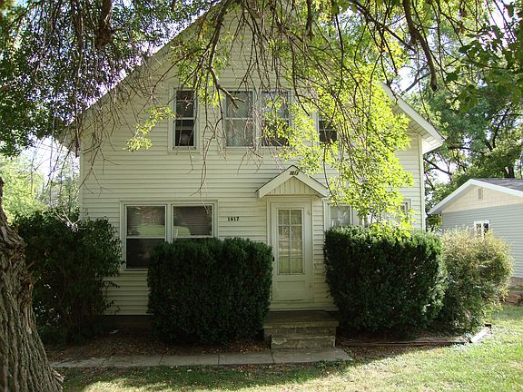 2nd image of 1617-1619 Rainbow Dr