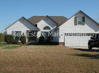 108 Antler Dr, Newport, NC 28570