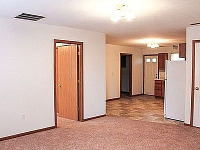 5th image of 304 S Wood St
