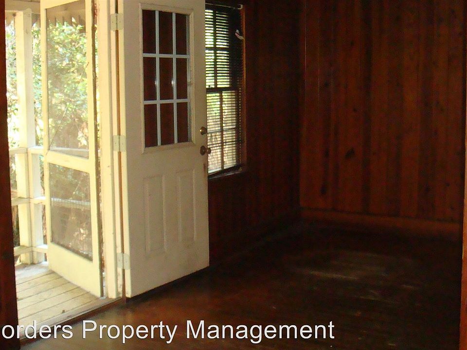1st image of 1405 Iola Dr