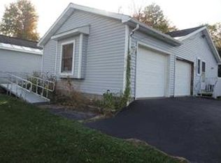 512 Sterling Rd, Pattersonville, NY 12137