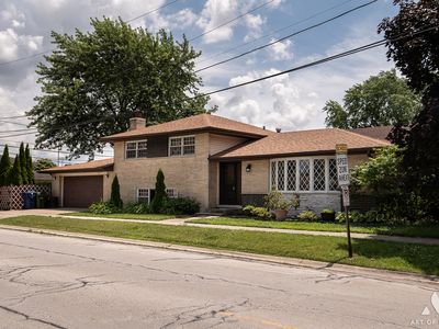 9301 McVicker Ave, Oak Lawn, IL, 60453